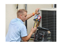 True Air Airconditioning Services (4) - Сантехники