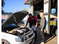 Hawthorn Auto Improvements (2) - Autoreparatie & Garages