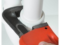Luke Ginger Plumbing (1) - Plumbers & Heating