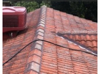 Enhanced Paint & Roof Restoration (3) - Работници и покривни изпълнители