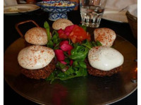 Arabesque Dining & Bar - Middle Eastern Restaurant (6) - Restaurace