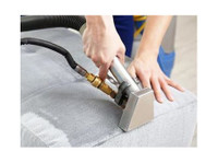 Spotless Upholstery Cleaning (3) - Uzkopšanas serviss