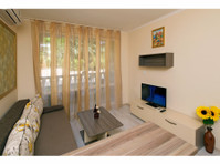 Villa Sardinia & spa - apartments for rent (4) - Обслужване по домовете