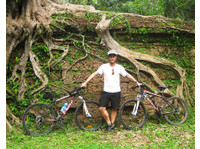 Social Cycles (2) - Велосипеди, изнајмување на велосипеди и нивна поправка