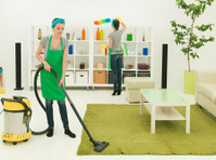 Cleaning Heights - House Cleaning Services Toronto (3) - صفائی والے اور صفائی کے لئے خدمات