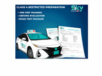 Sky Driving School (2) - Шофьорските курсове, инструктори и уроци