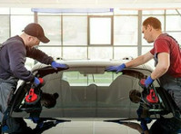 Auto Glass Zone Mississauga (5) - Reparação de carros & serviços de automóvel
