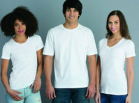 The Authentic T-Shirt Company®/SanMar Canada (3) - Odzież
