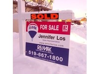 Jennifer Los Real Estate Agent Re/max (4) - Makelaars
