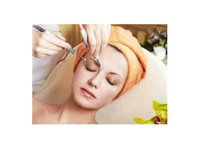 Renu-uradance Spa Services (5) - Спа процедури и масажи
