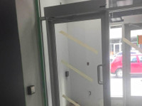 UTS Automatic Doors (1) - Прозорци, врати и оранжерии
