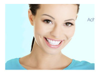 Smiles on Yonge Orthodontics (1) - Stomatologi