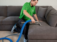 Refresh Carpet Cleaning Surrey (1) - Услуги за сместување