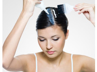 Chatters Hair Salon - Sierra Springs (1) - Coiffeurs