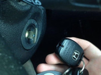 Car Keys Replacement Calgary (3) - Údržba a oprava auta