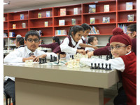 Guru Angad Dev Elementary School (3) - Международни училища