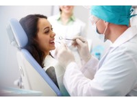 Kerrisdale Dental Centre (3) - ڈینٹسٹ/دندان ساز