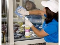 Jan-pro Cleaning Systems (1) - Почистване и почистващи услуги