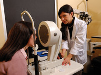 Bochner Eye Institute (2) - Optycy