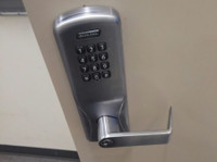 North York Lock And Key (2) - Security services