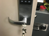 Toronto Area Locksmith (4) - Безопасность