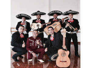 Mariachis Cali Trompetas de Mexico - Музика, театар, танц