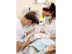 Clinica Dental Belarra (1) - Стоматолози