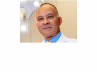 Miguel Delgado, M.D. (1) - Козметичната хирургия