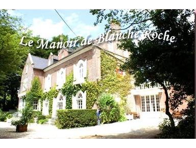 La Manoir de Blanche Roche - Hotels & Hostels