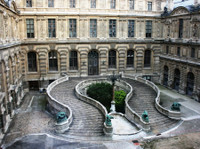 International Real Estate Services Paris (iresp) (6) - Makelaars