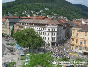 F+U Academy of Languages (1) - Language schools