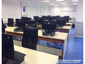 F+U Academy of Languages (3) - Language schools