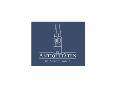Antiquitaeten im Nikolaiviertel - Second-Hand-Shops & Antiquitäten