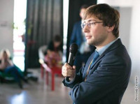 Andrei Iunisov (1) - Marketing & Relaciones públicas