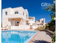Real Greece - Real Estate Network (2) - Агенти за недвижими имоти
