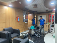 handy squad facility management pvt ltd (1) - Cleaners & Cleaning services
