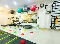 Healing Hands Advanced Physiotherapy Clinic (2) - ہاسپٹل اور کلینک