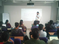 Asdm - Ahemdabad School of Digital Marketing (5) - Εκπαίδευση και προπόνηση