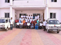 Iyengaran Faith Care Centre (4) - Hospitais e Clínicas