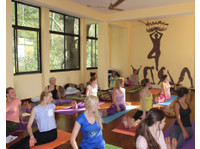 200hrs Yogattc (1) - Γυμναστήρια, Προσωπικοί γυμναστές και ομαδικές τάξεις