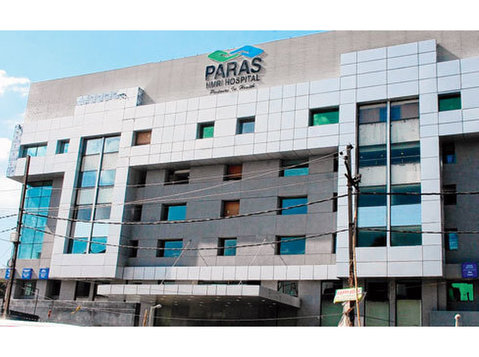 Paras Hmri Hospital Patna, Hospital - Болници и клиники