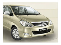 White Queen Travels - Innova Car Rental Delhi (6) - Ταξιδιωτικά Γραφεία