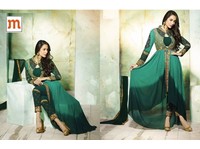 Moksha Fashions (5) - کپڑے