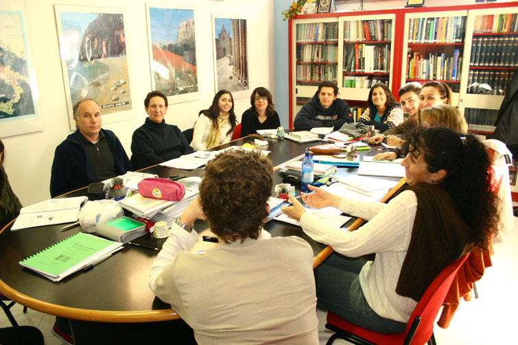 Scuola Dante Alighieri Camerino Language schools in Marches