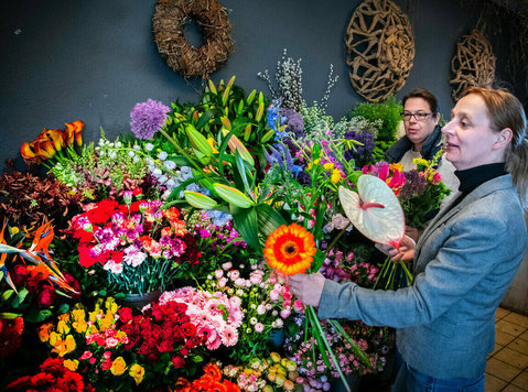 Bloemen Bezorgen Tilburg - Gifts & Flowers