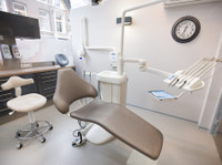 PHP Tandartsen -  Dentist The Hague Center (5) - Dentists
