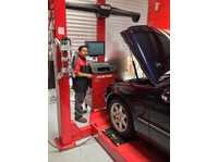 Euro Jap Automotive & Tyre Service (2) - Car Repairs & Motor Service