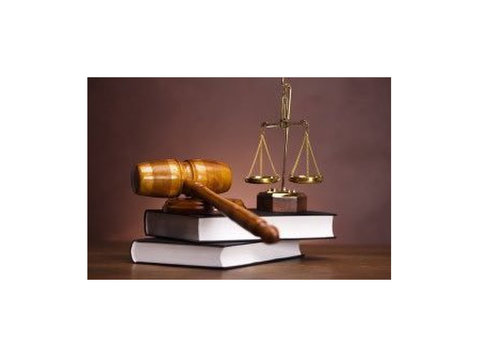 Resolution Law Firm - وکیل اور وکیلوں کی فرمیں