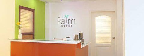 Palm House, Travel and Tourism - Отели и общежития