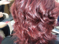 Marina Pinheiro Hair Design (1) - Frizeri